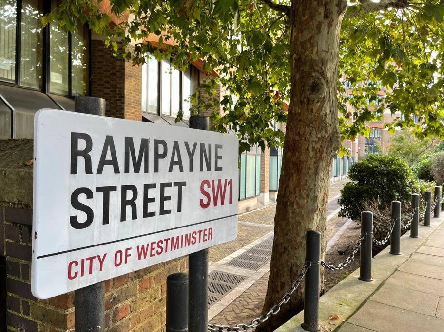 Appartamento Amazing Near Tube Station *
